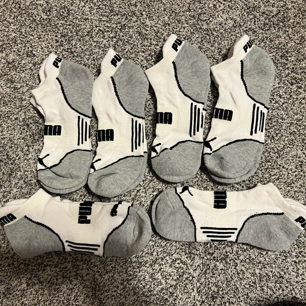 Brand new puma socks